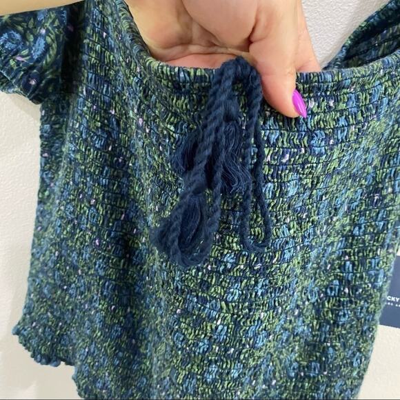 Lucky Brand Smocked Short Sleeve Square Neck Puff Sleeve Top Boho Chic Sz L NWT - Picture 5 of 10